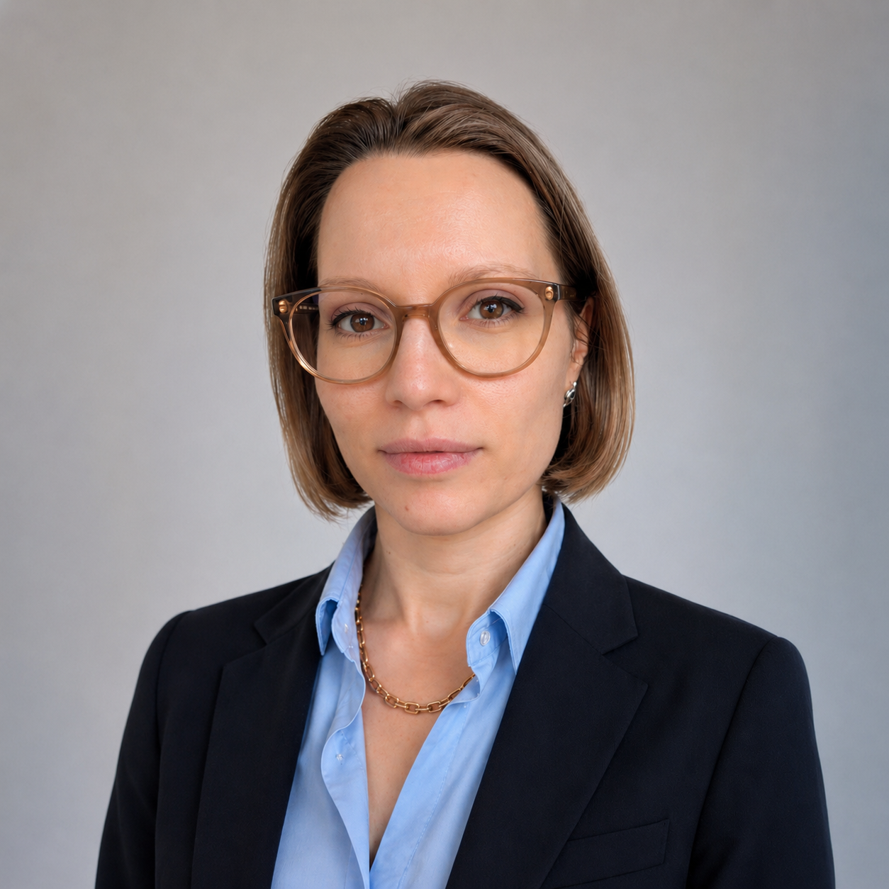Jane Philippova, Munich host